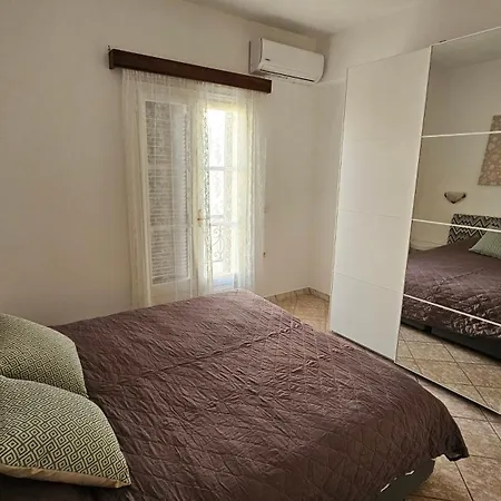 Mylos Naxos Vívlosz